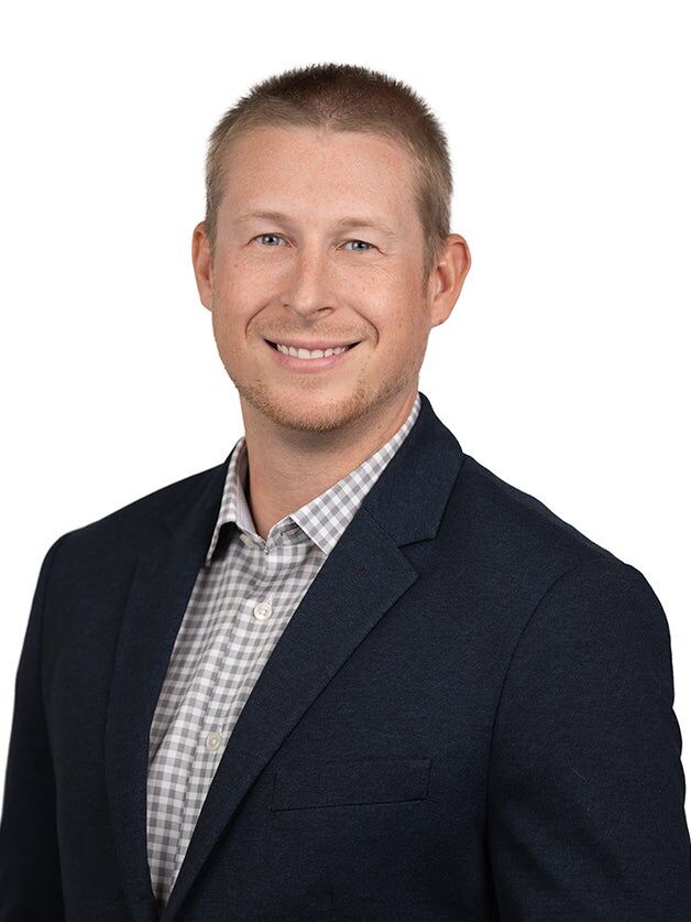 Brandon Archambault,  in Hendersonville, Connected