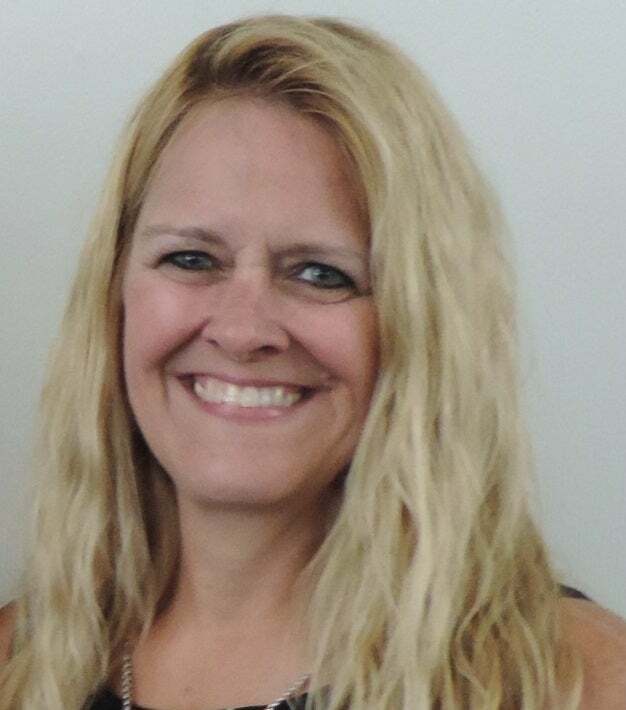 Sue Parker, Real Estate Salesperson in Shelby Township, Professionals