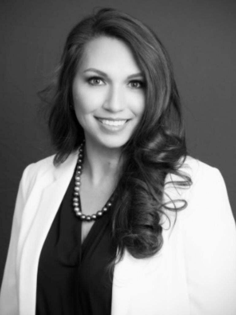 Jolene Deponte,  in Mililani, Island Properties