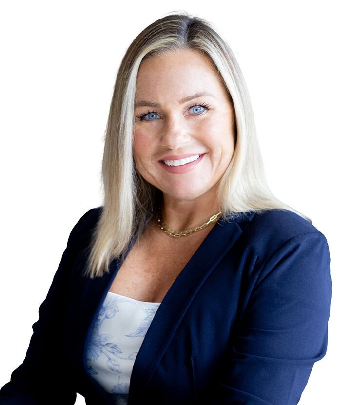 Jennifer George, Real Estate Broker/Real Estate Salesperson in Jacksonville, Vanguard Realty