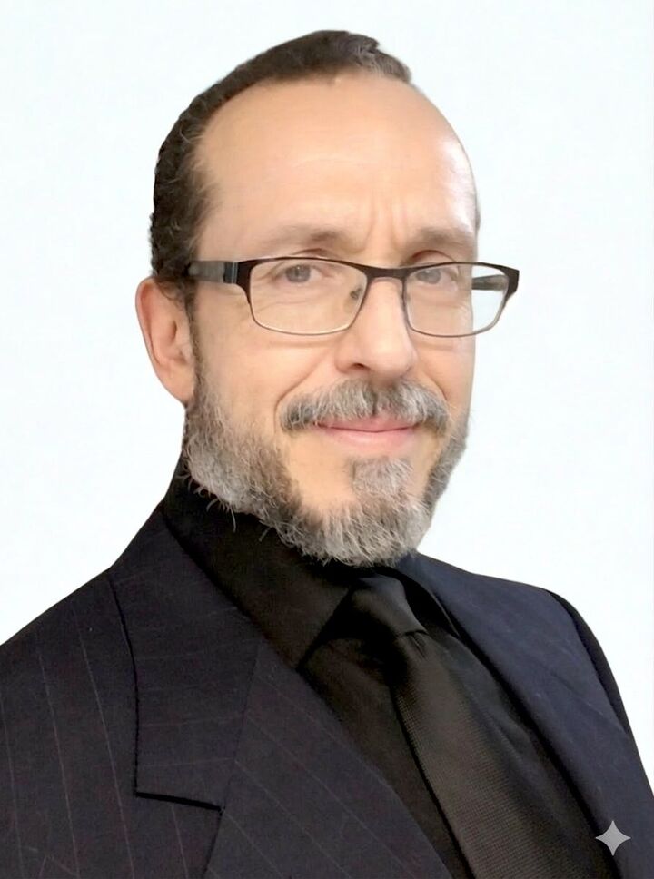 Edgar Armstrong, Real Estate Salesperson in Miami, Town & Country Properties