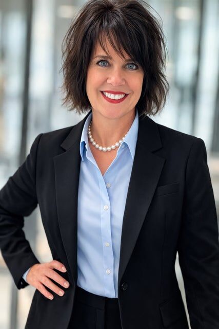 Reida Kimes, Real Estate Salesperson in Sikeston, Premiere Realty