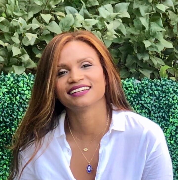 Noris Jimenez,  in Naugatuck, Realty 2000