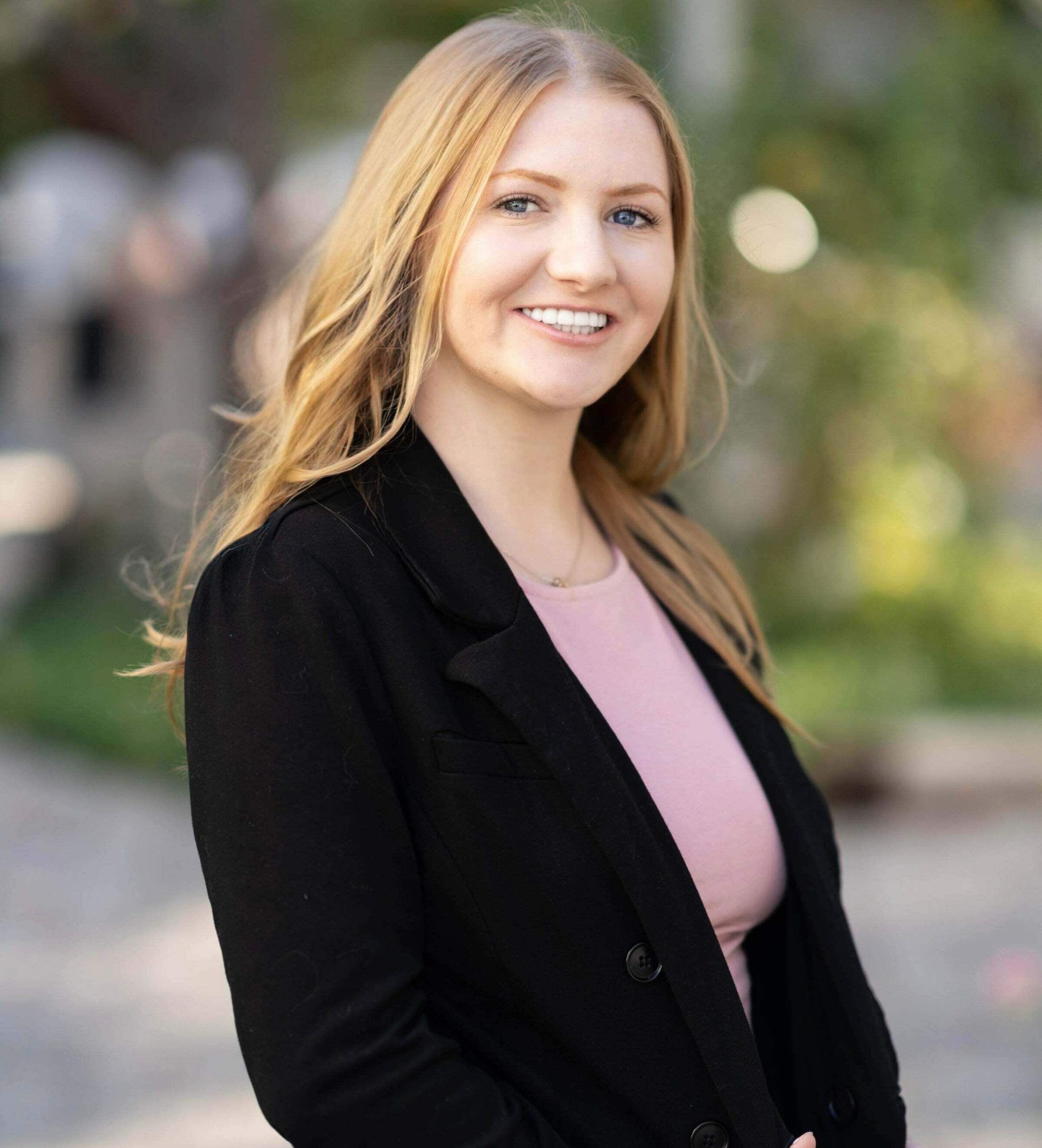 Caitlin Magnuson, Real Estate Salesperson in Tehachapi, Frontier