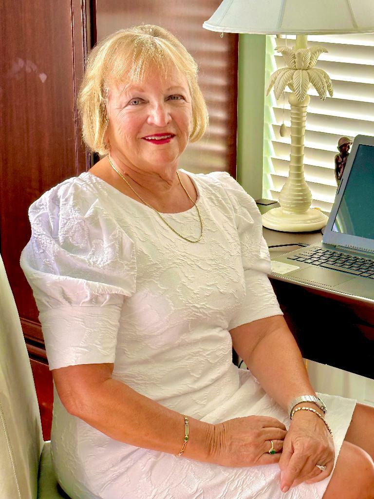 Deborah Cookson,  in Newmarket, Coldwell Banker The Real Estate Centre, Brokerage