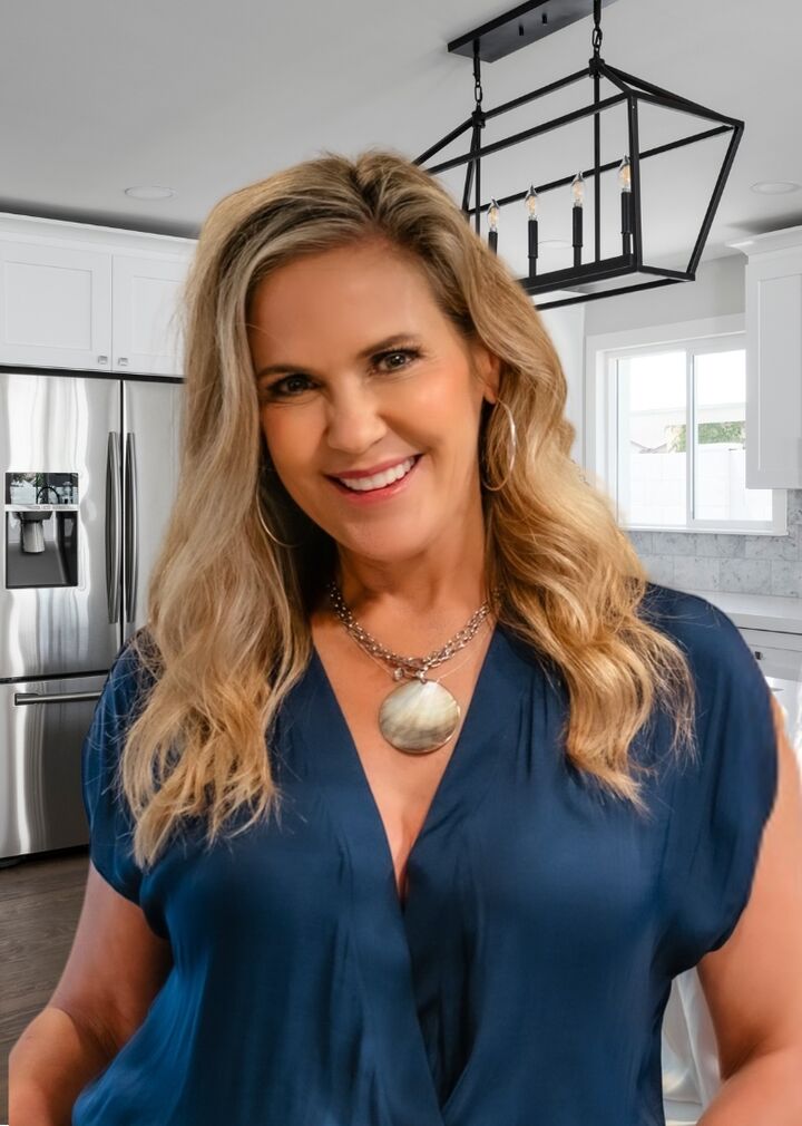 Julie Hjelle, Real Estate Broker in Shoreline, Windermere