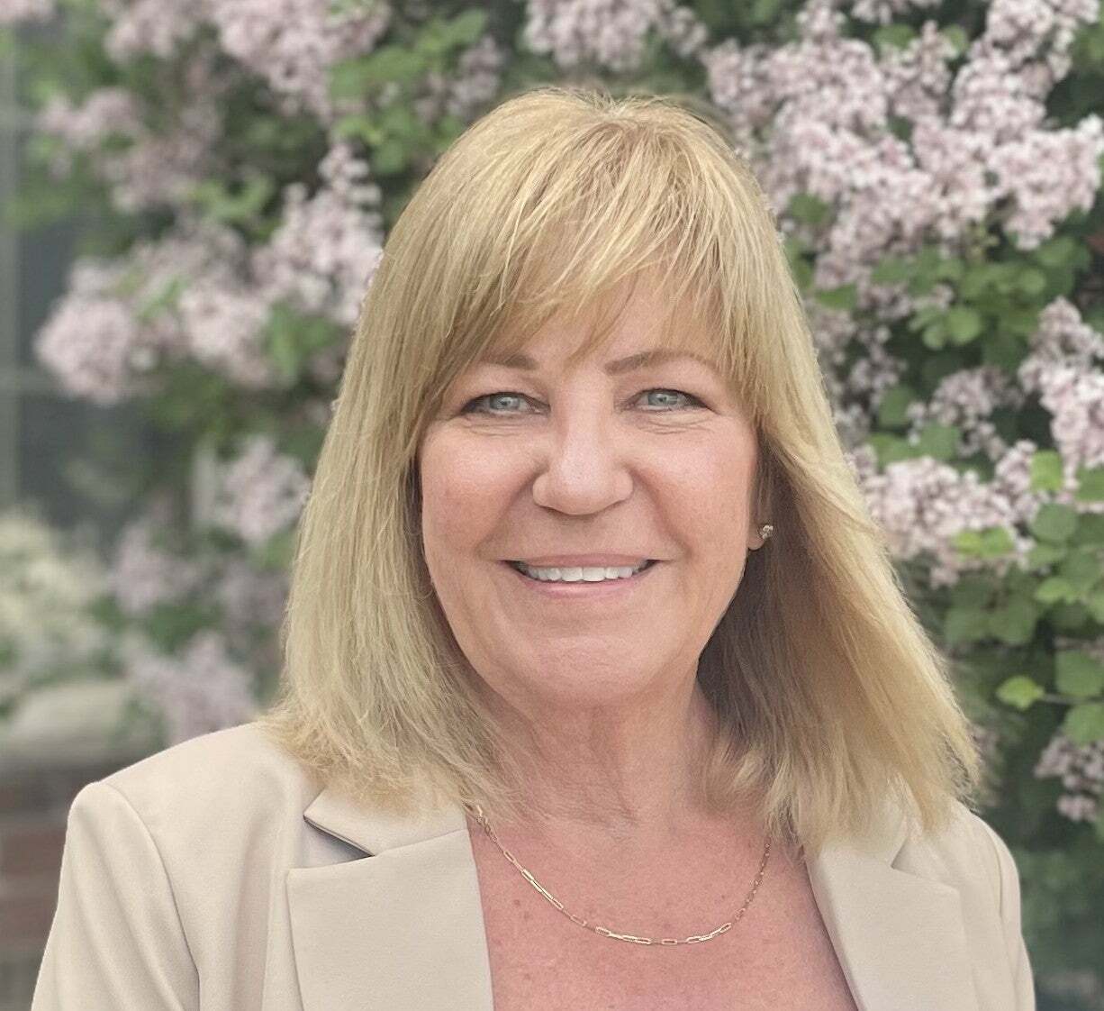 Laura LePage, Real Estate Broker in Orland Park, Circle