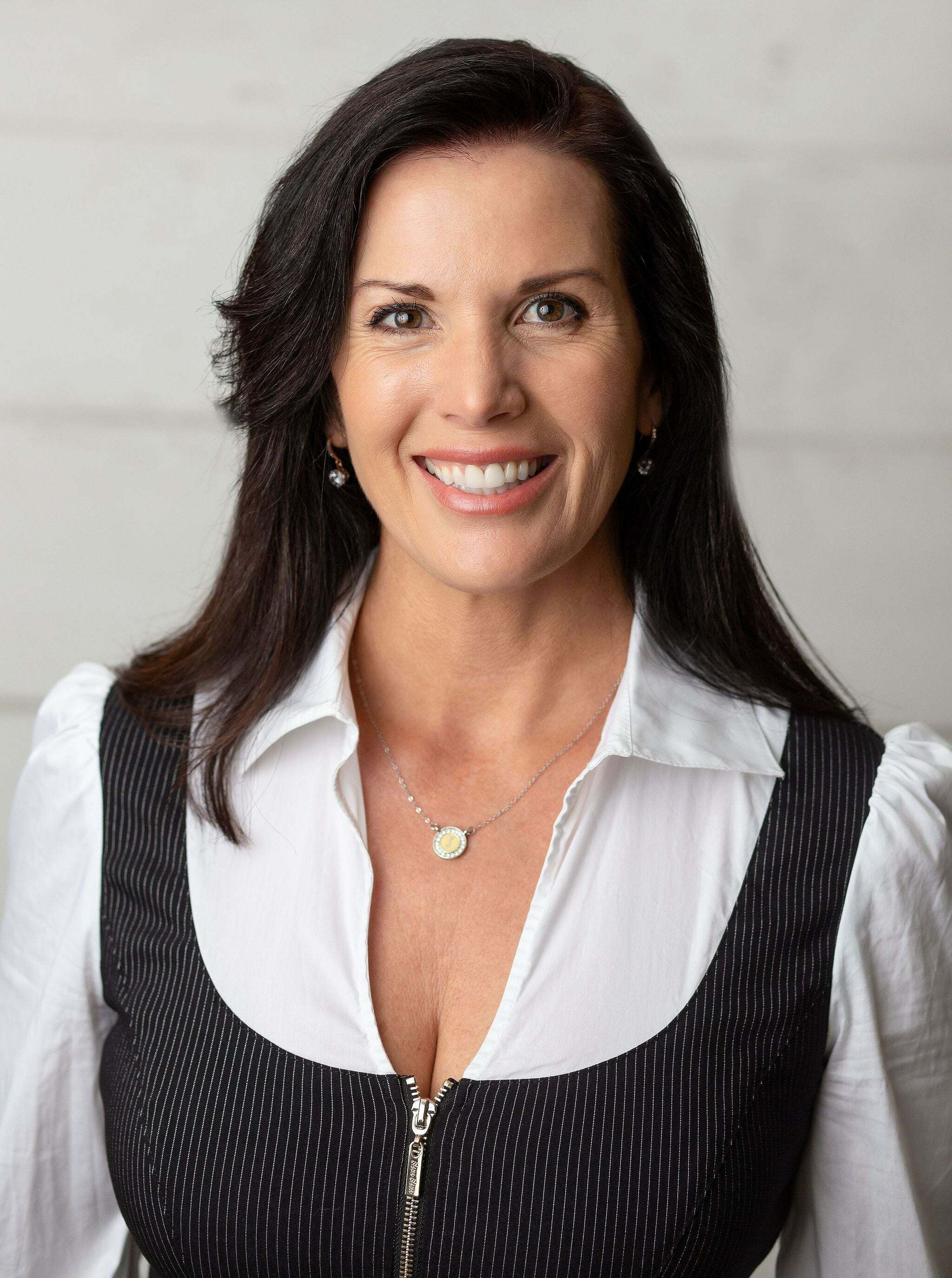 Julie Beijer, Real Estate Salesperson in Simi Valley, Real Estate Alliance
