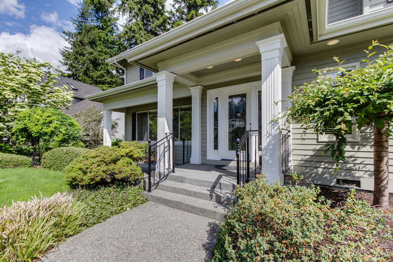 Property Photo: Entry 14126 176th Ave NE WA 98052
