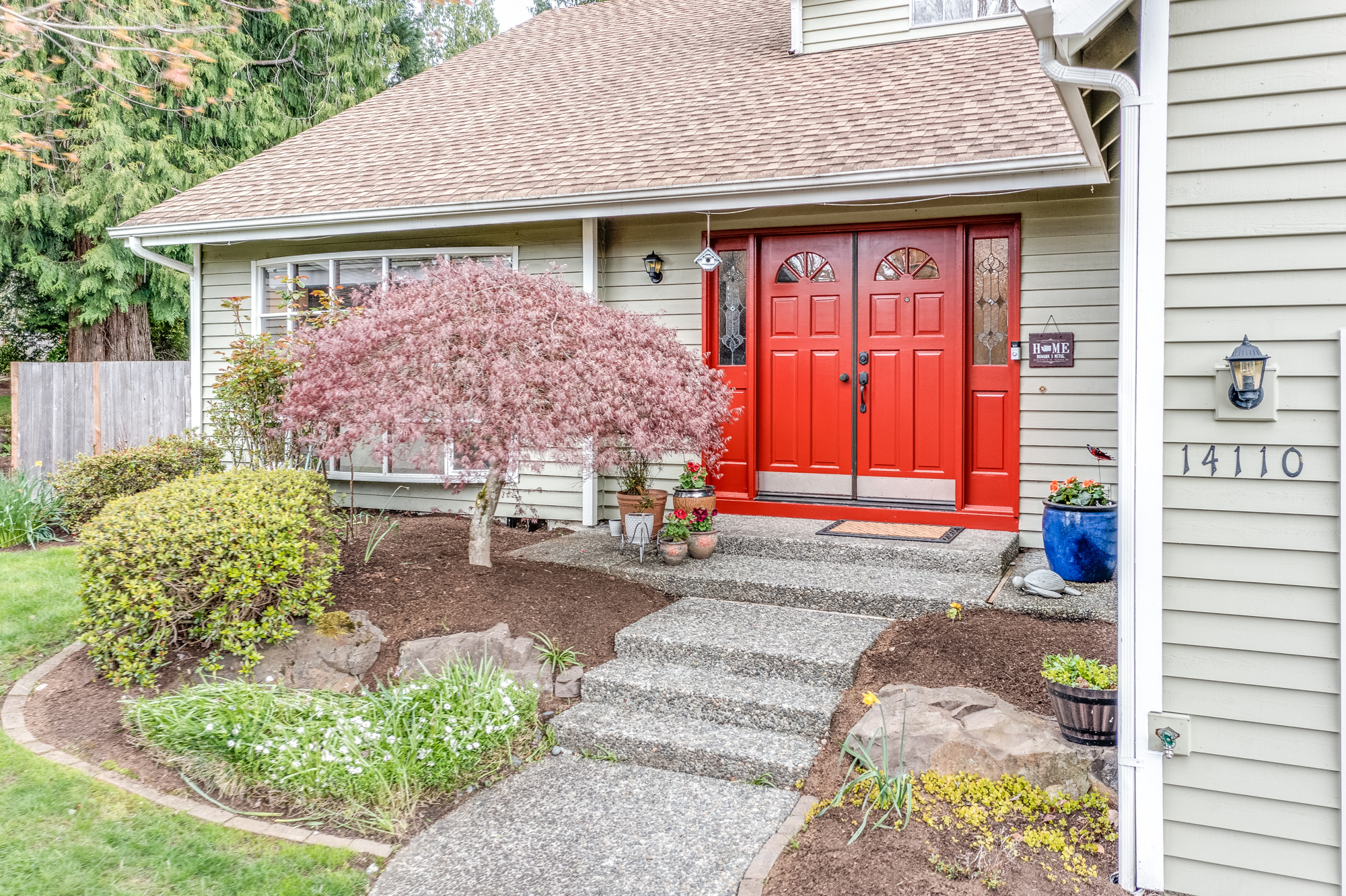 Property Photo: 14110 177th Court NE WA 98052