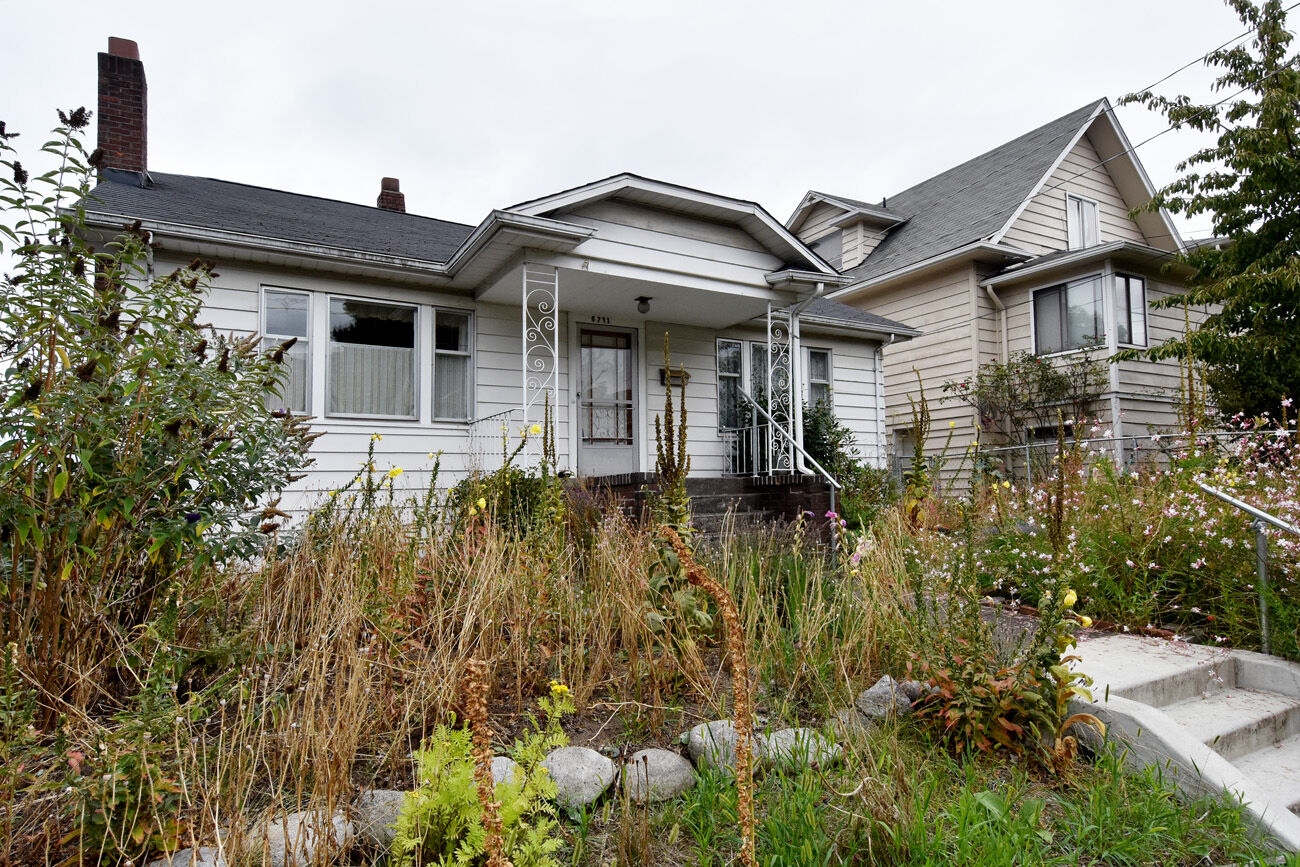 Property Photo:  6731 Sycamore Ave NW  WA 98117 