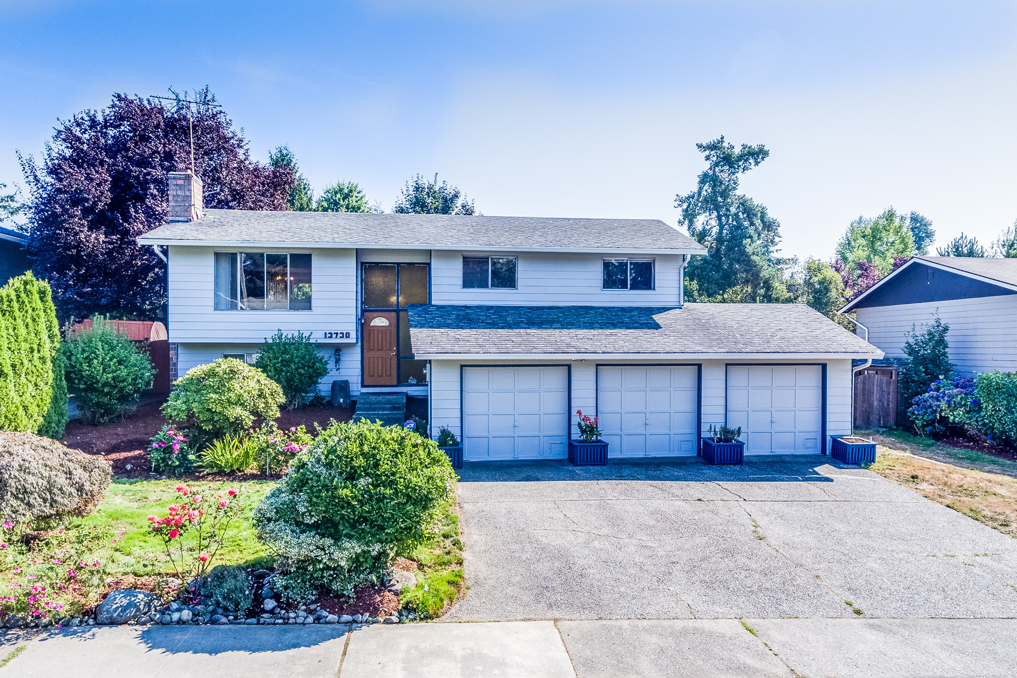 Property Photo:  13730 129th Place NE  WA 98034 