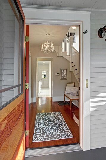 Property Photo: Foyer 2305 N 44th St  WA 98103 