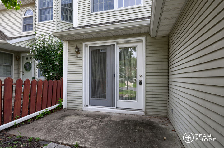 Property Photo: 1091 Country Hill Drive PA 17111