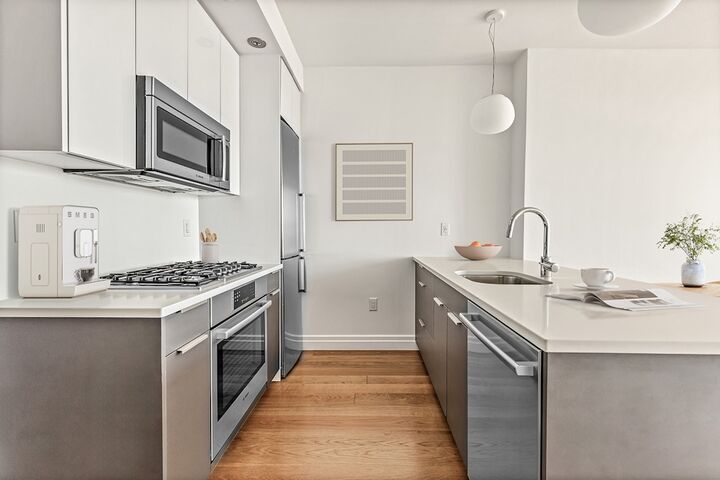 Property Photo:  1 S 1st St Ph1j NY 11249 