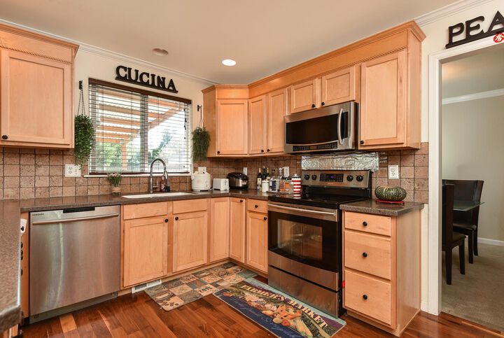 Property Photo: Kitchen 624 148th St SW WA 98087