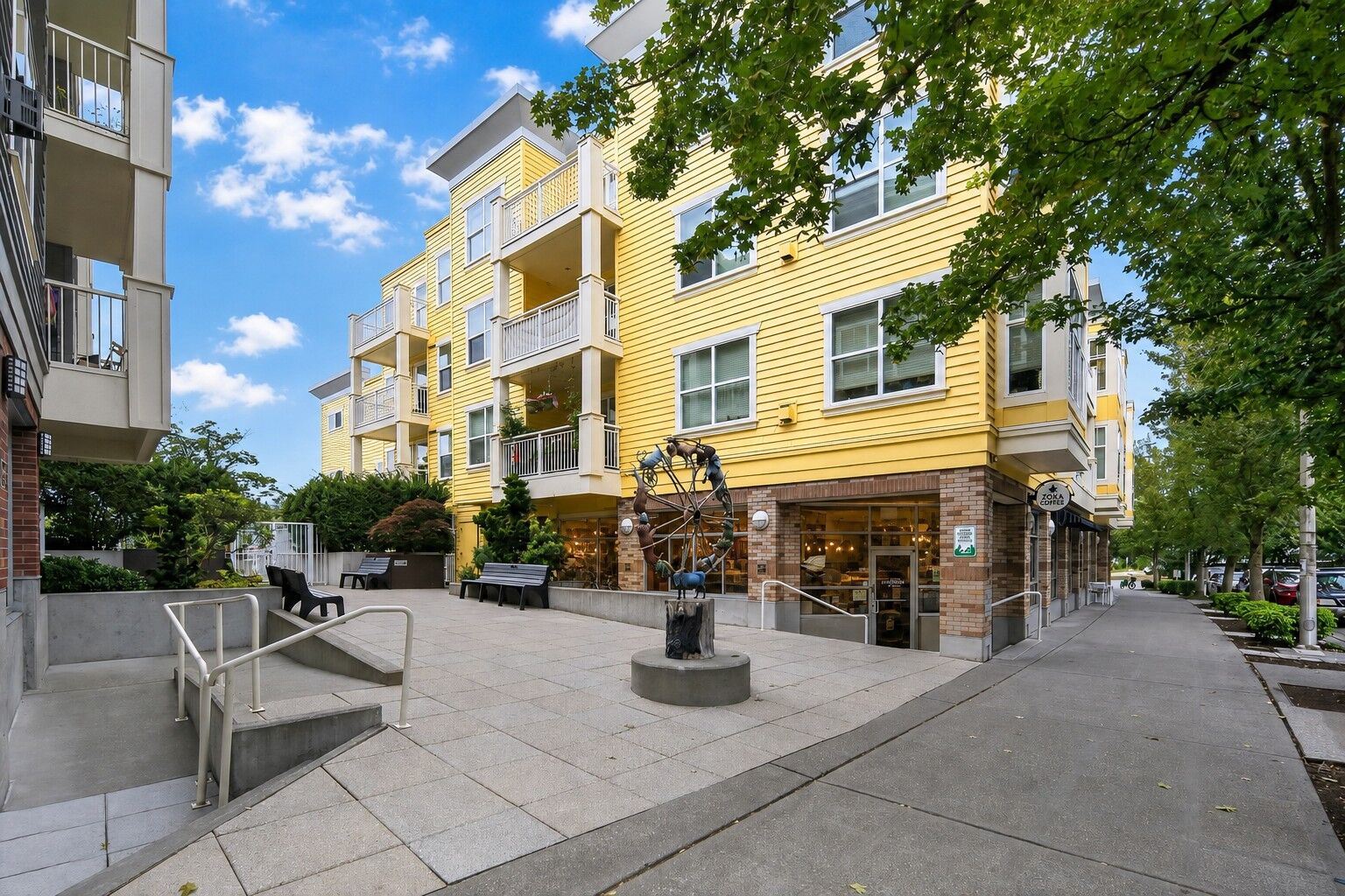 Property Photo:  2901 NE Blakeley 401  WA 98105 