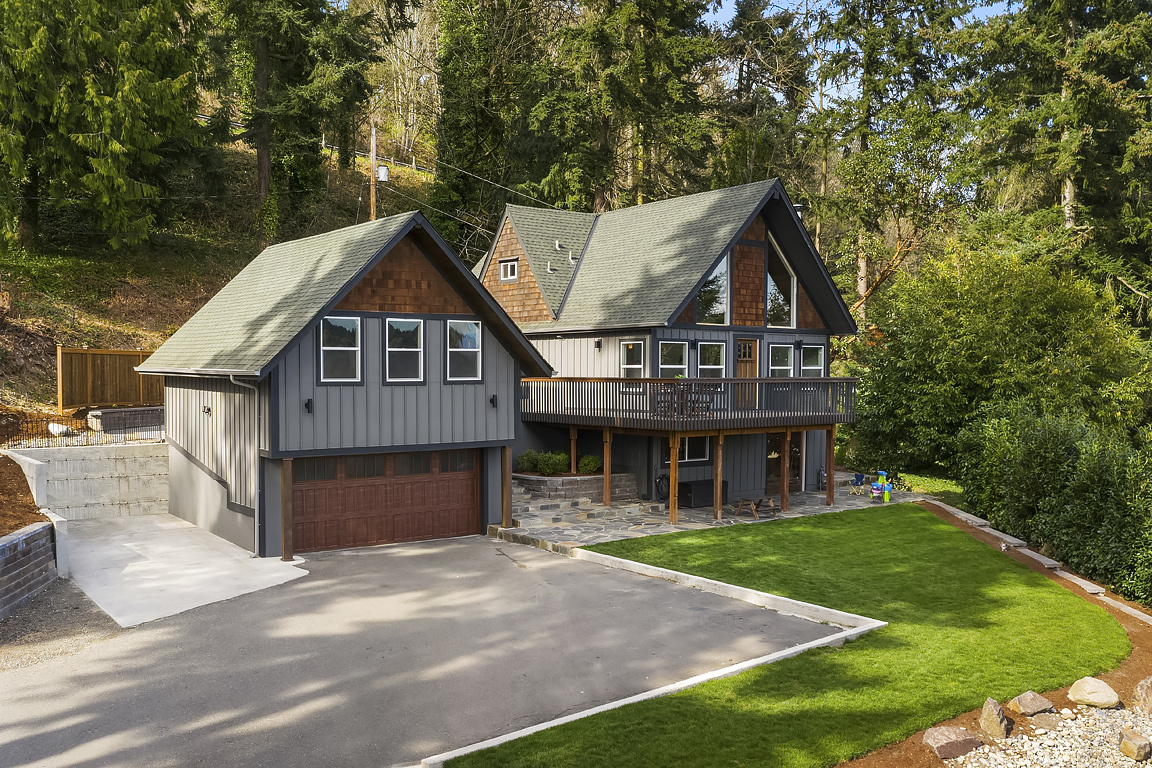 Property Photo: 12937 94th Ave NE WA 98034
