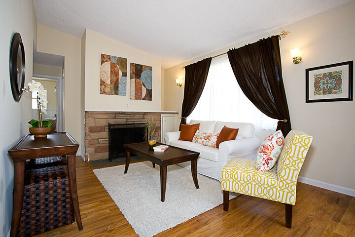 Property Photo: Living room 5009 SW Hanford St WA 98116