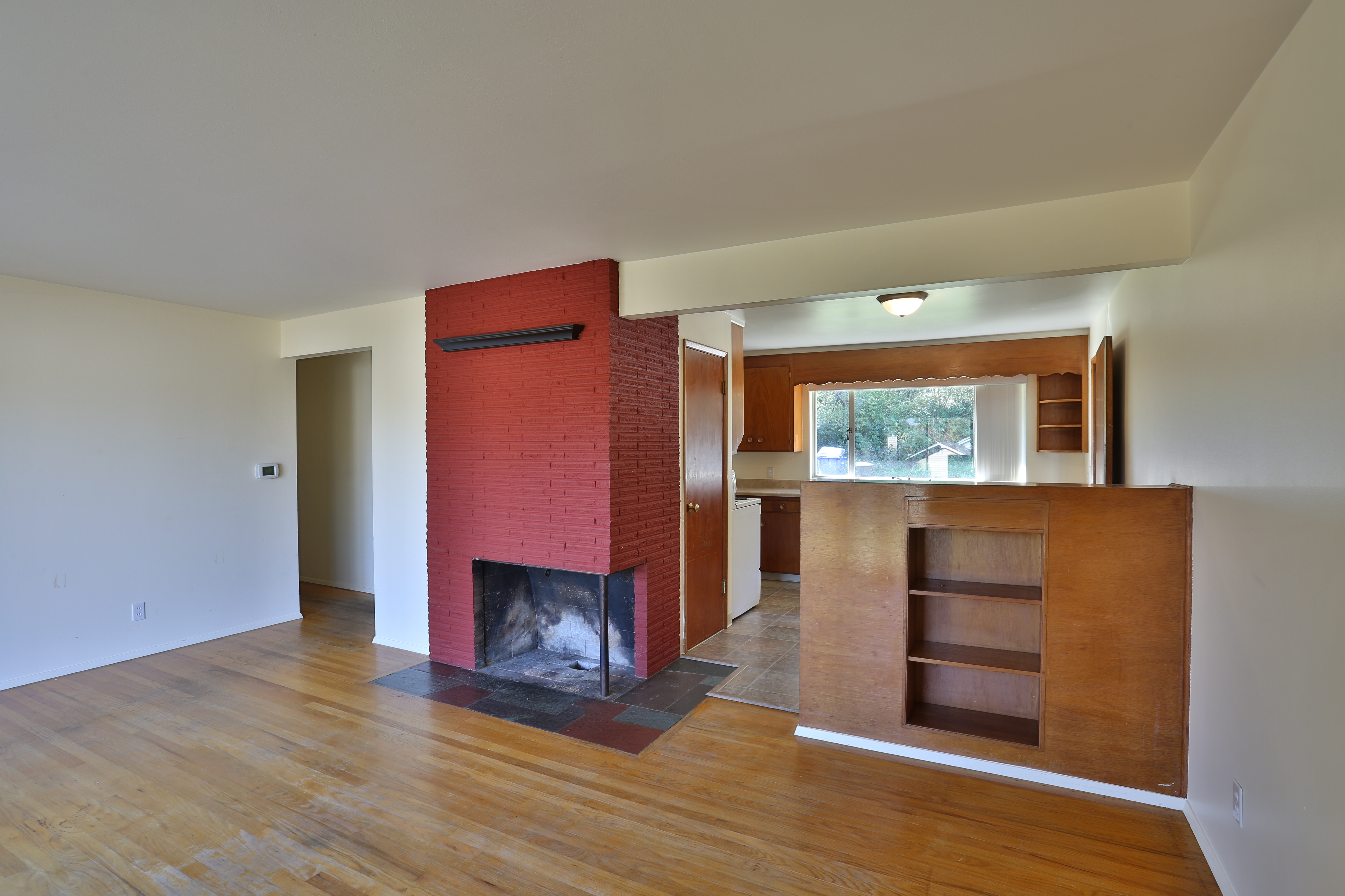 Property Photo: Living room 9238 4th Ave SW  WA 98106 