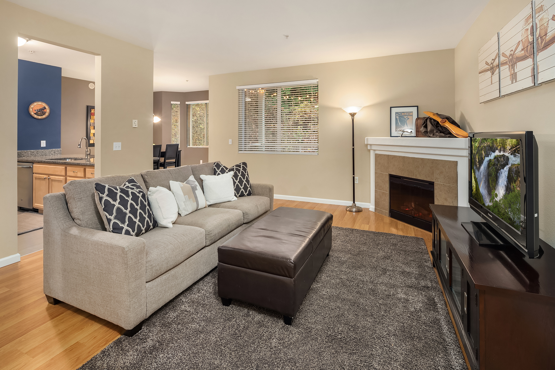 Property Photo: 701 Harrington Place SE 1139 WA 98058