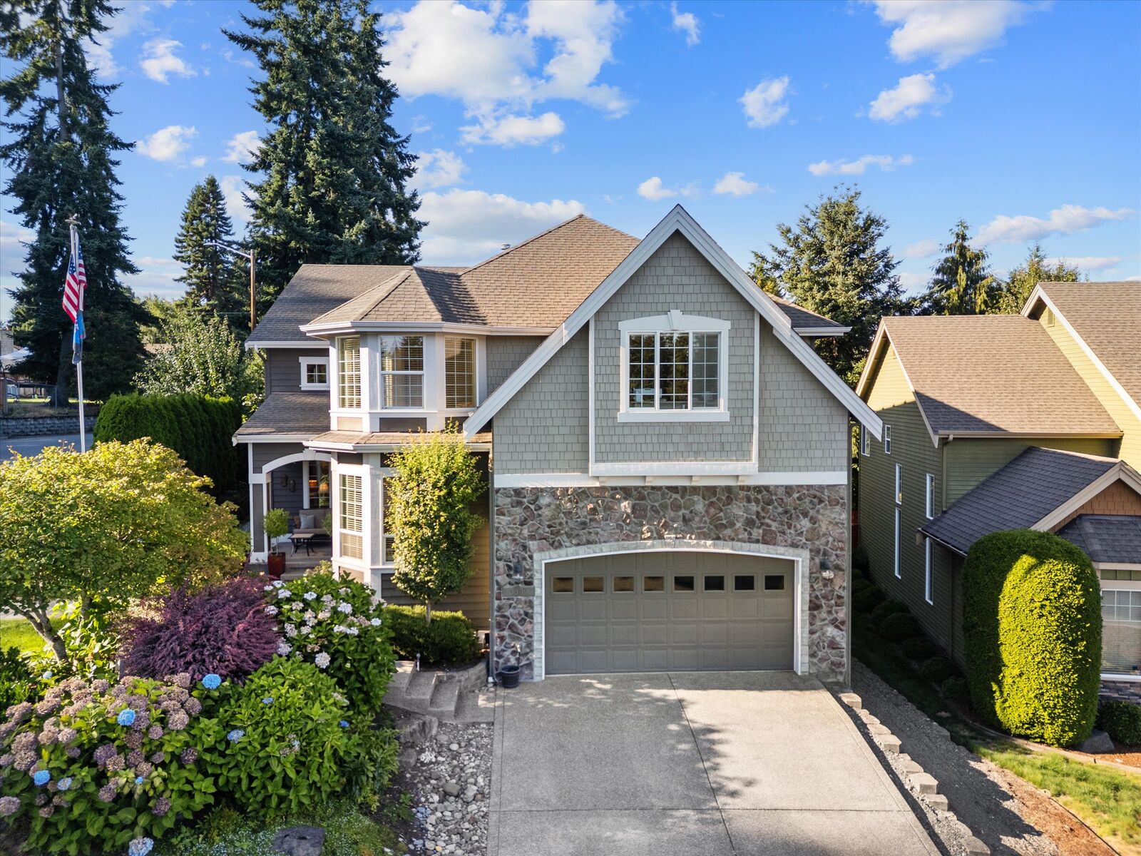 Property Photo:  3309  178th Place SW  WA 98037 