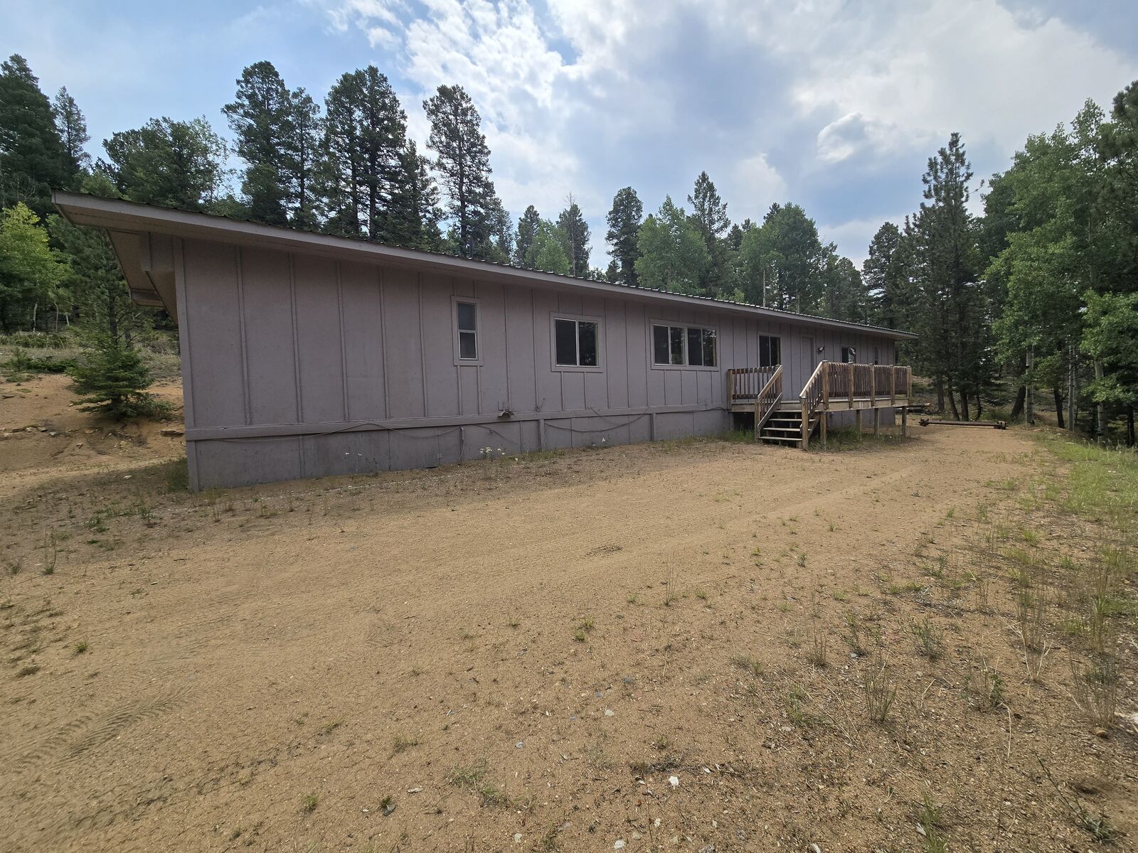 Property Photo: 900 Beaver Creek Dr CO 80816