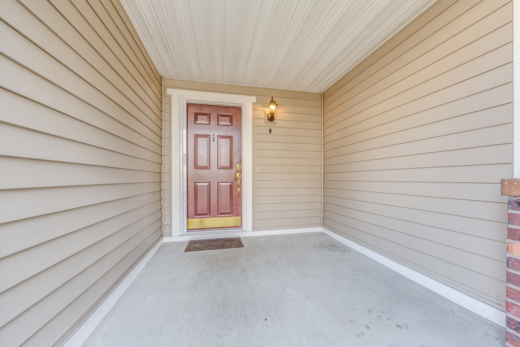 Property Photo: 15410 134th Place NE 26C WA 98072