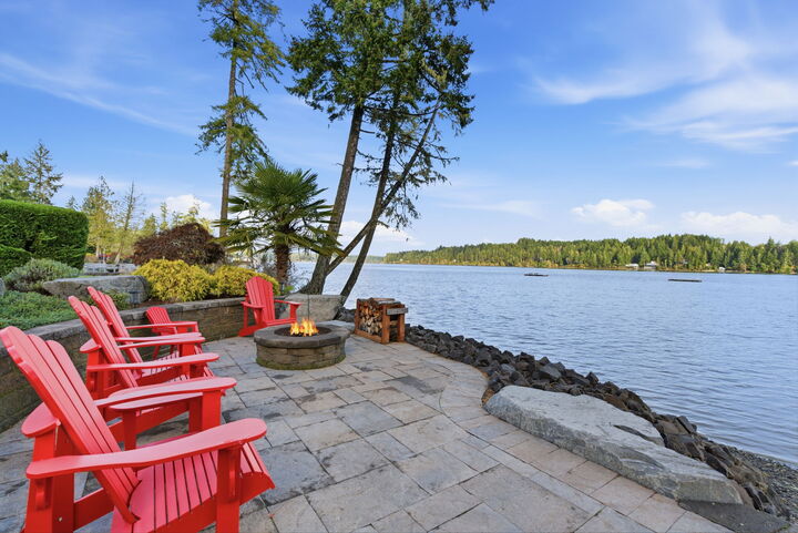 Property Photo:  31 E Geist Point Court  WA 98584 