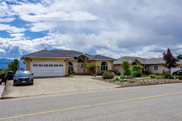 Property Photo:  1321 Mountain Avenue  BC V1Y 7H3 