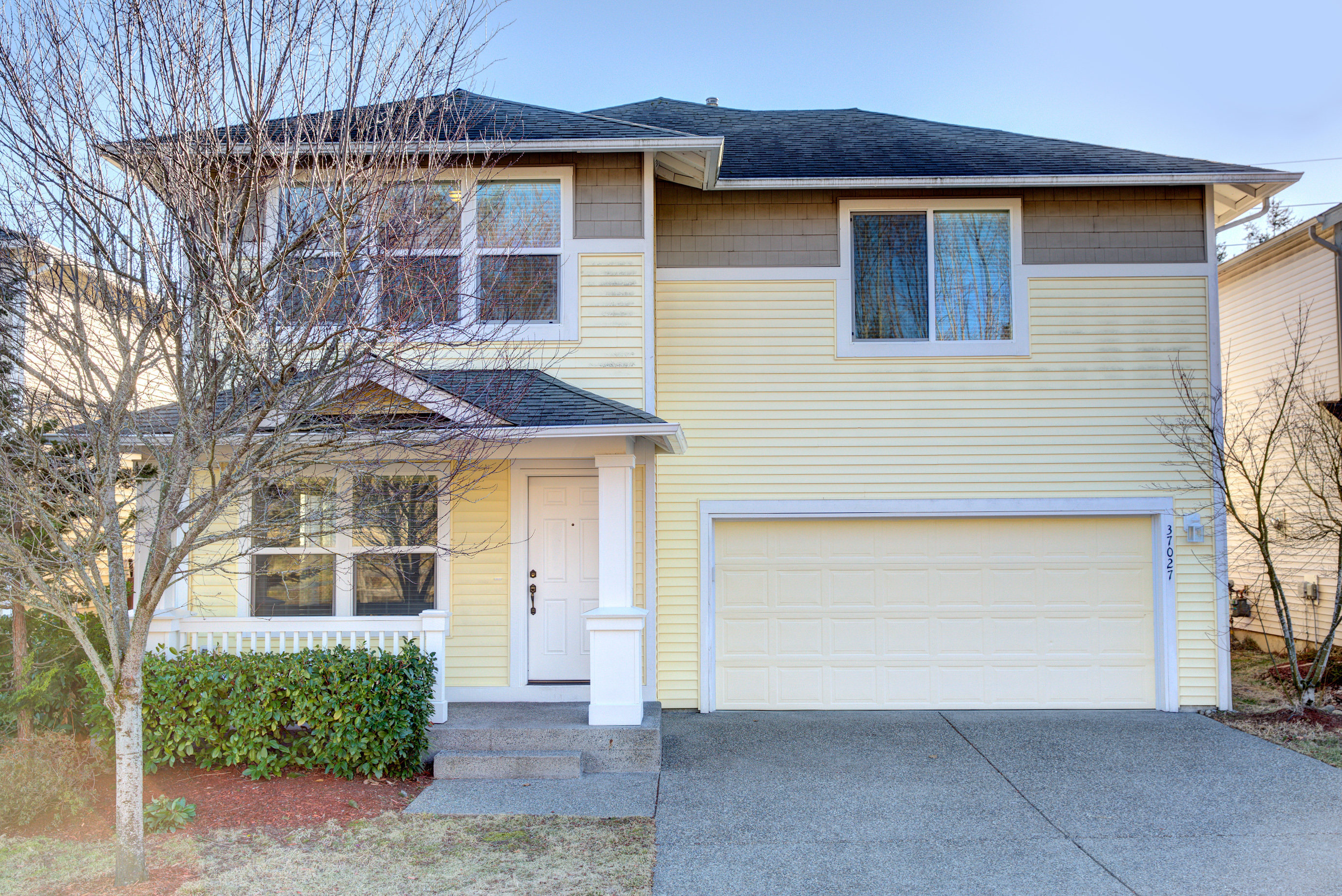 Property Photo:  37027 SE Stewart Street  WA 98065 