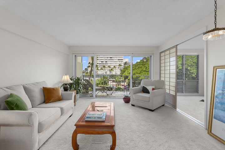 Property Photo:  2937 Kalakaua Avenue 35  HI 96815 
