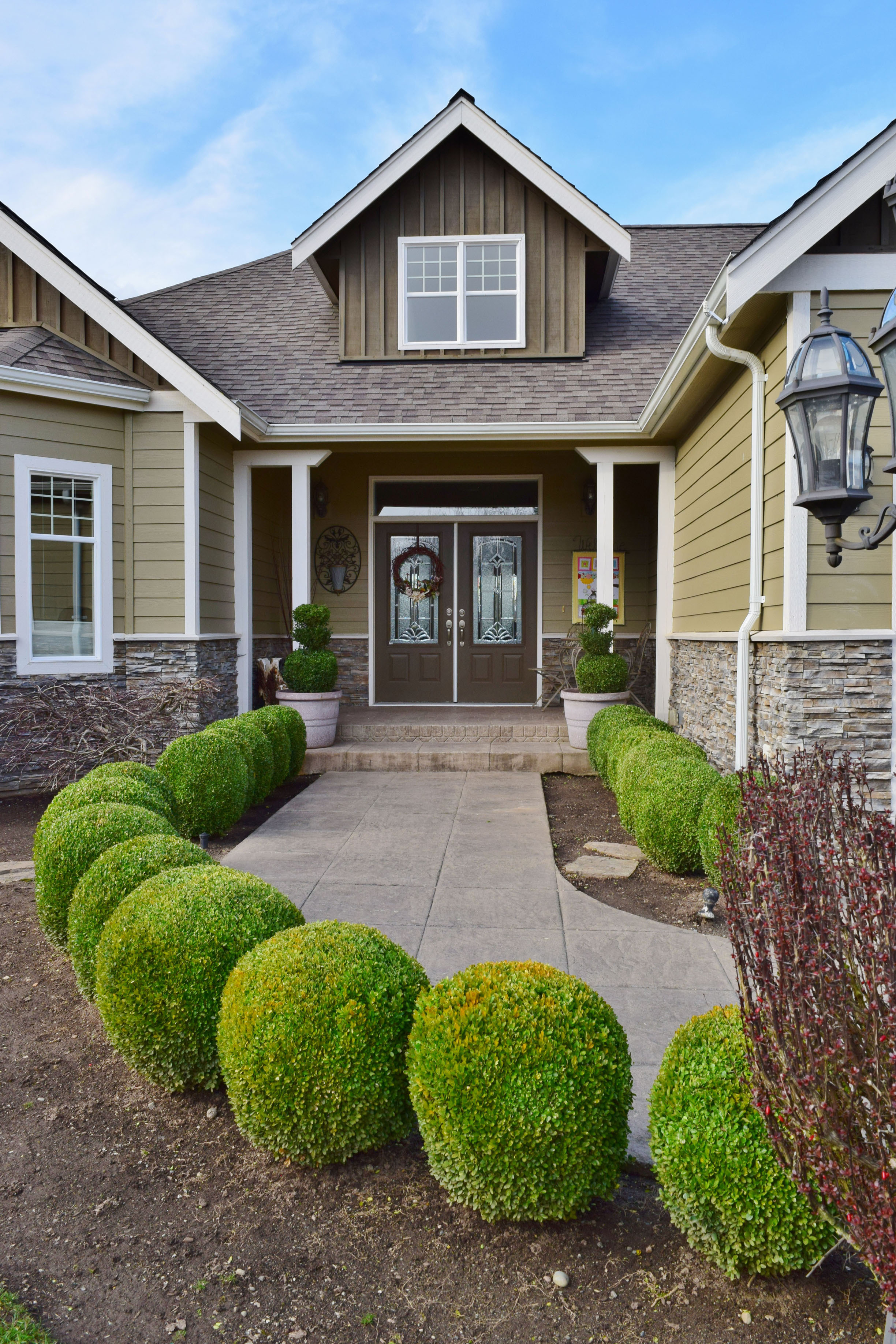 Property Photo: Welcome! 864 West Park Dr WA 98264