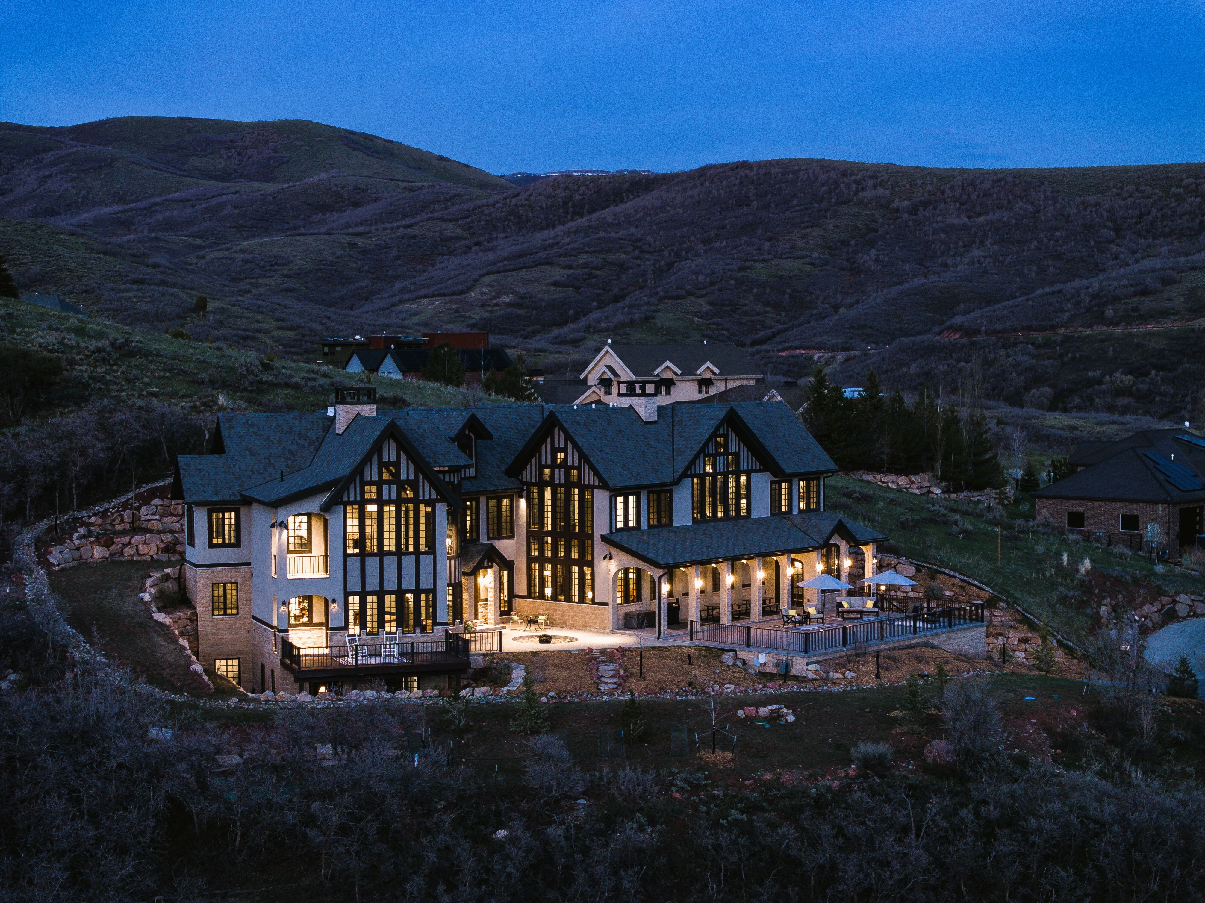 Property Photo: 6153 E Last Monument Cir UT 84108