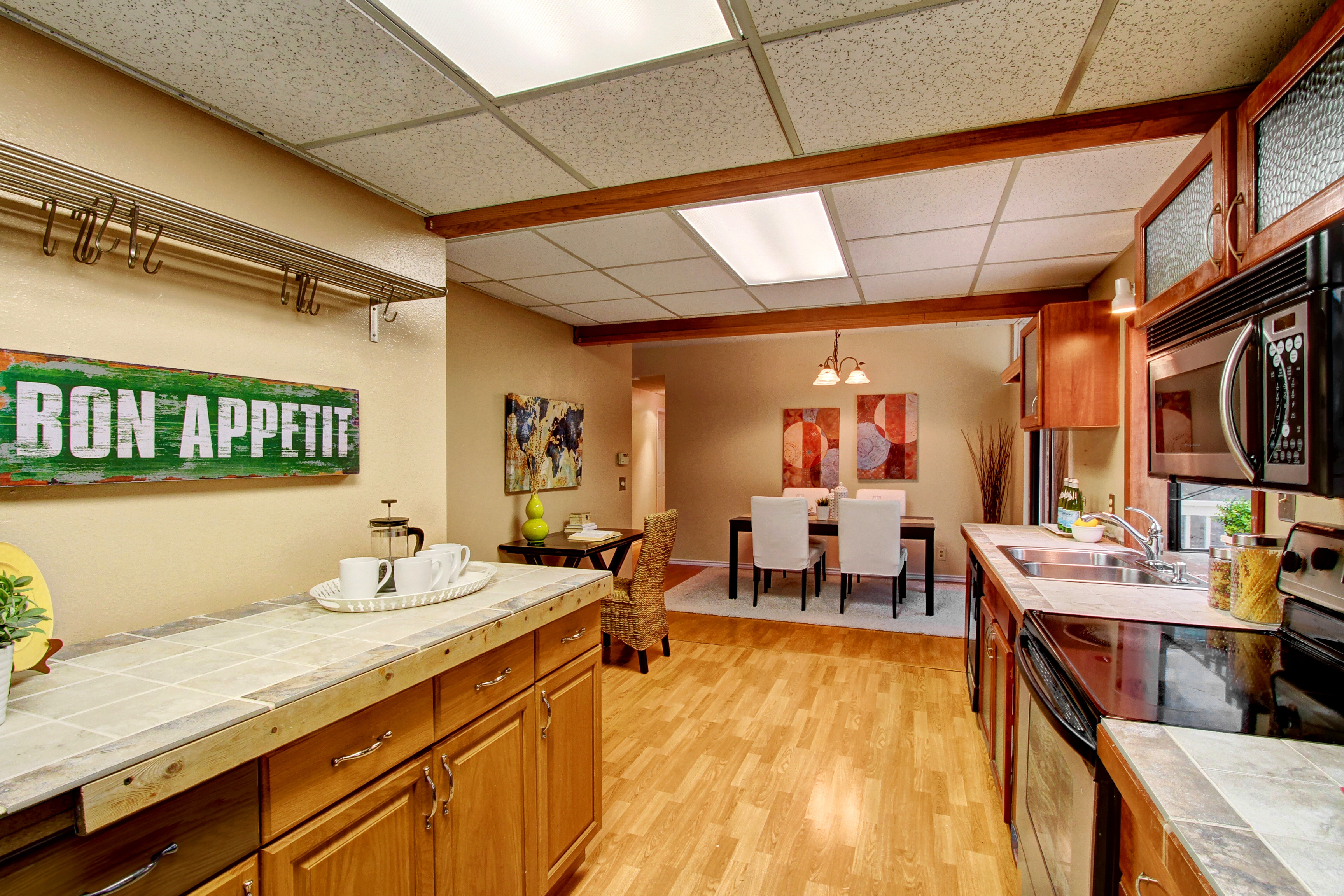 Property Photo: Kitchen 6024 190th St SW  WA 98036 