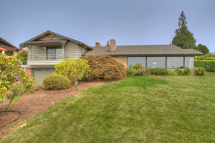 18384 Ridgefield Road NW  Shoreline WA 98177 photo