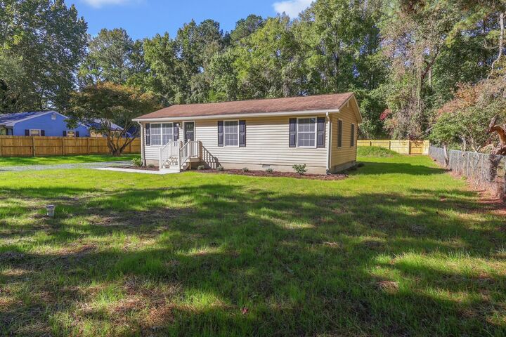 Property Photo:  667 Cook Drive  MD 21801 