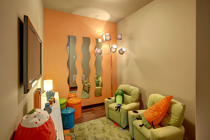 Property Photo: Flex Space 1818 178th St SW 23 WA 98037