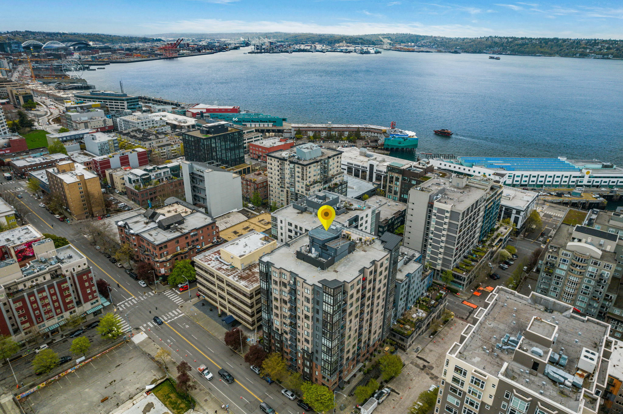Property Photo: 2721 1st Avenue 203 WA 98121