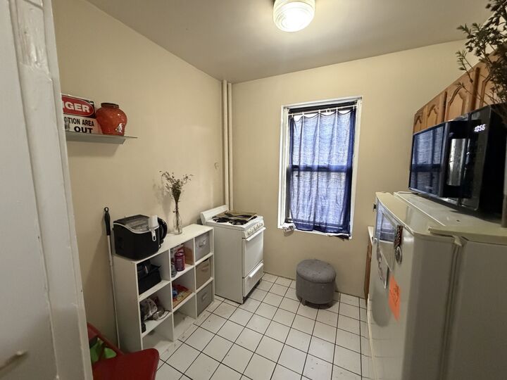 Property Photo:  31 Saint Lukes Rd 7 MA 02134 