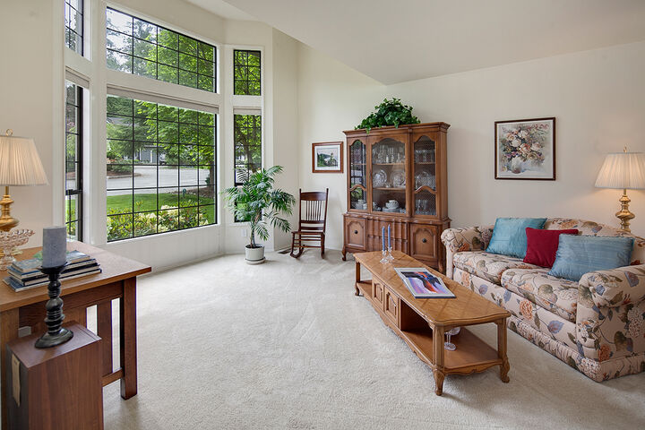 Property Photo: Living room 23234 NE 29th Ct WA 98074
