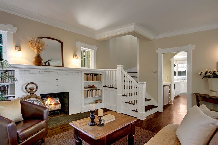 Property Photo: Living room 1803 36th Ave  WA 98122 
