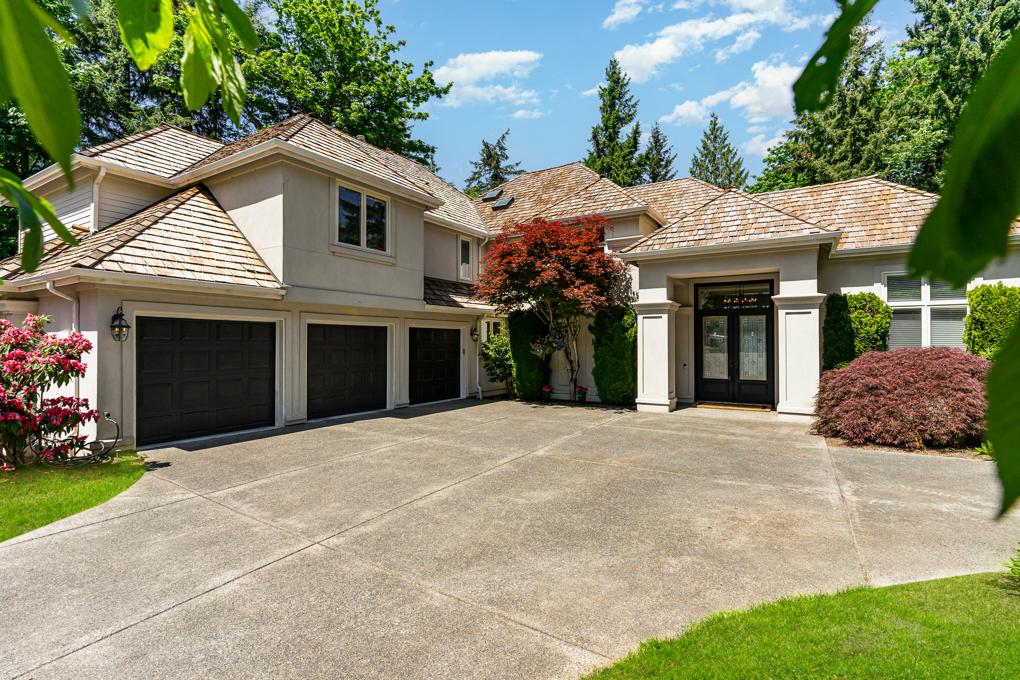Property Photo:  5200 Jung Frau Place NW  WA 98027 