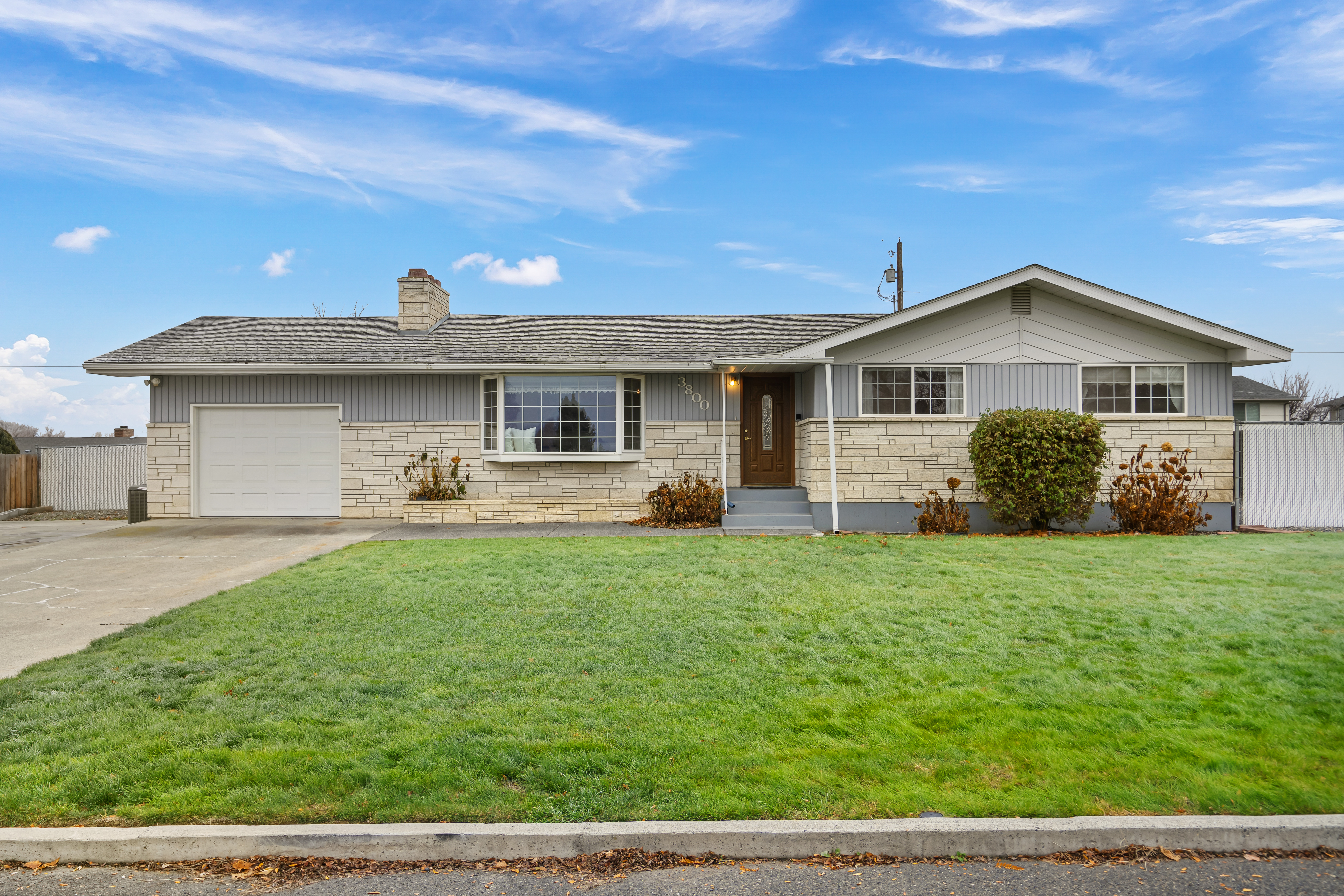 Property Photo: 3800 W Riverhaven St WA 99301