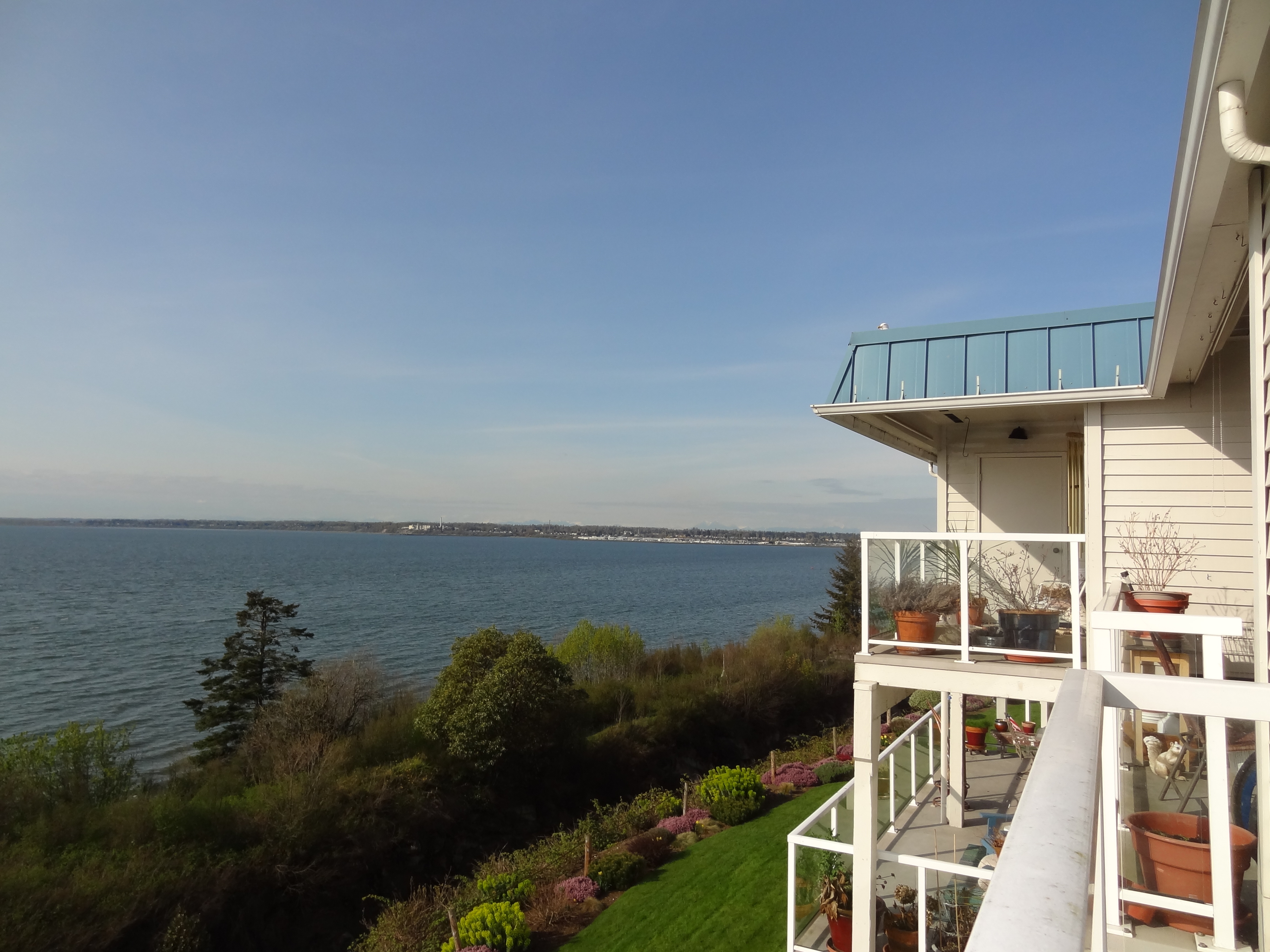 Property Photo: 600 S State St 412 WA 98225