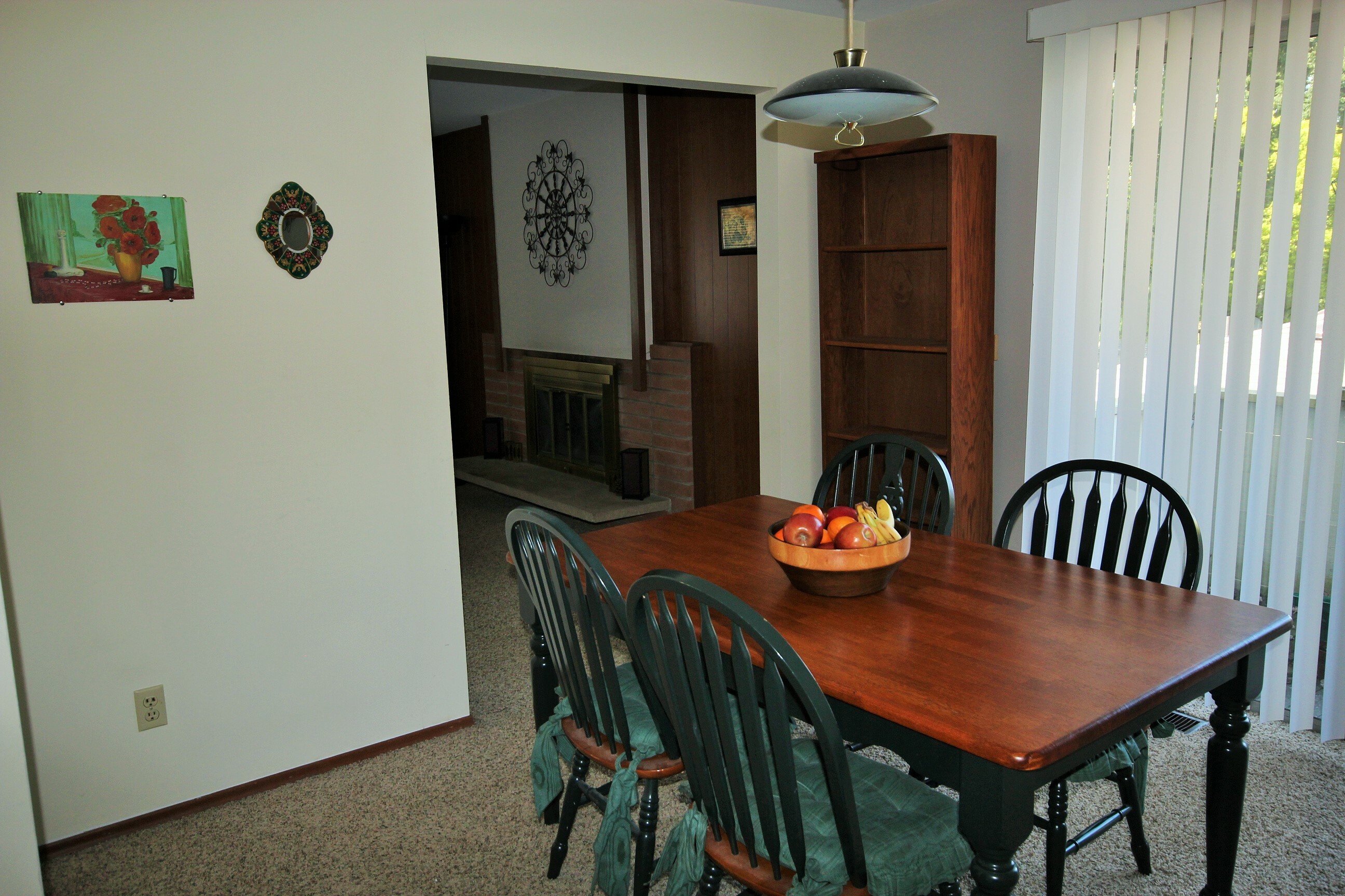 Property Photo: Dining room/family room 2005 167th Ave NE  WA 98008 