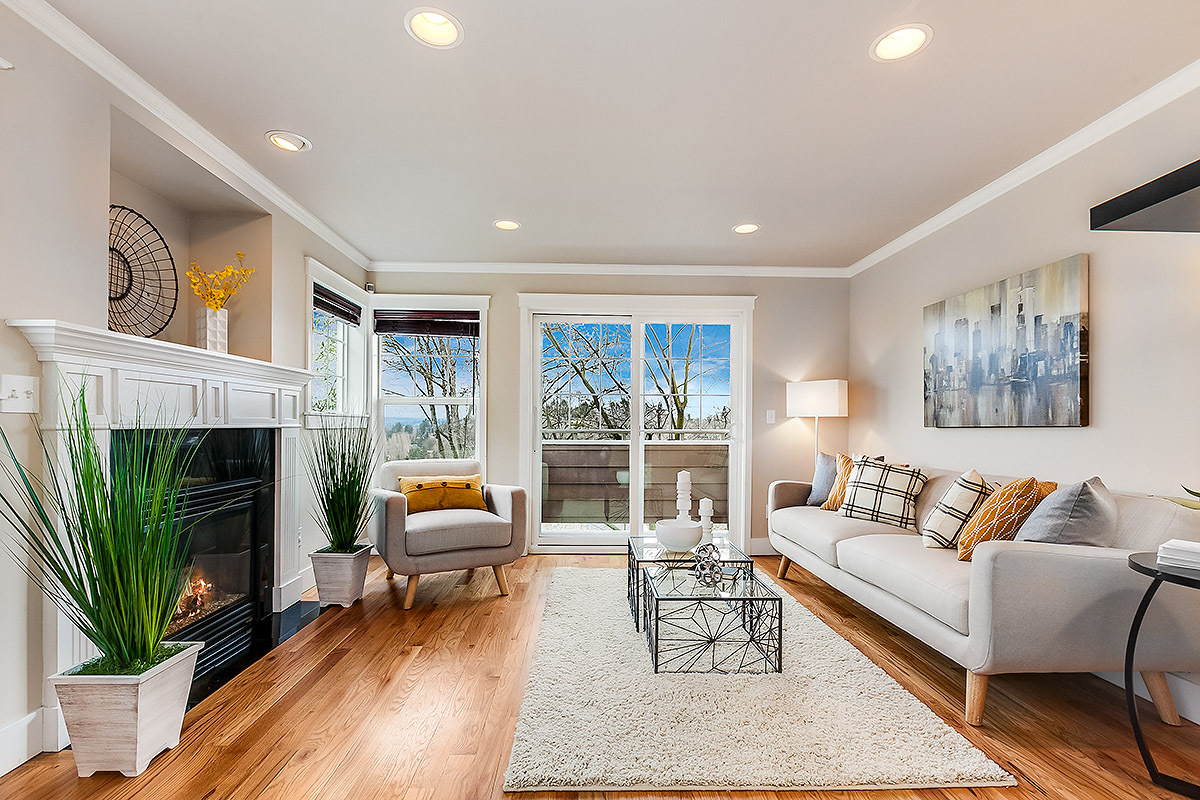Property Photo: 132 25th Ave E B WA 98112