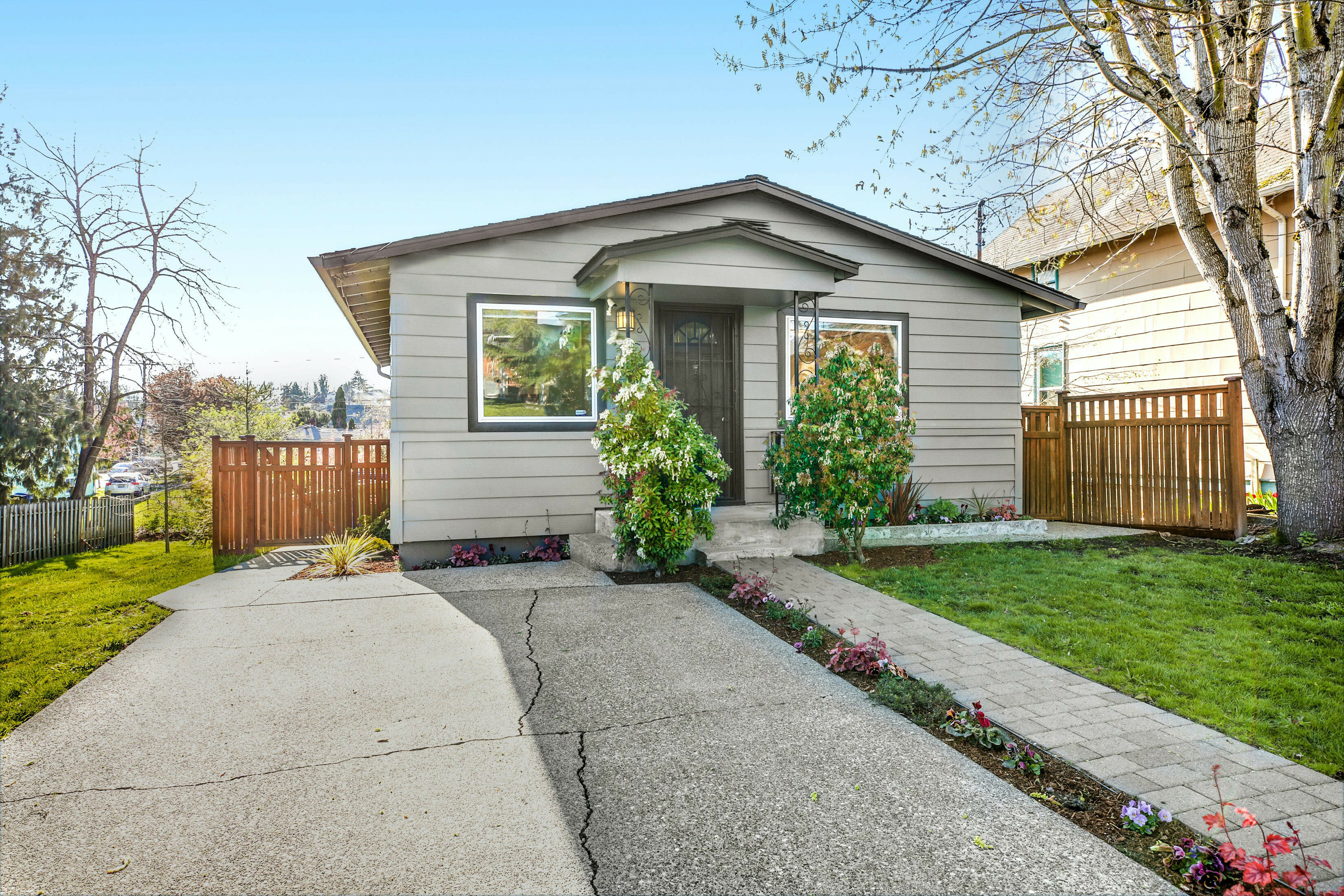 Property Photo: 6525 43rd Ave S 6525 43rd Ave S  WA 98118 