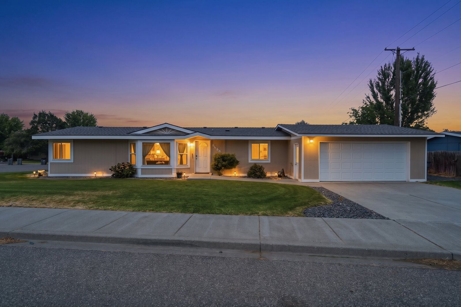 Property Photo: 8606 W Yellowstone WA 99336
