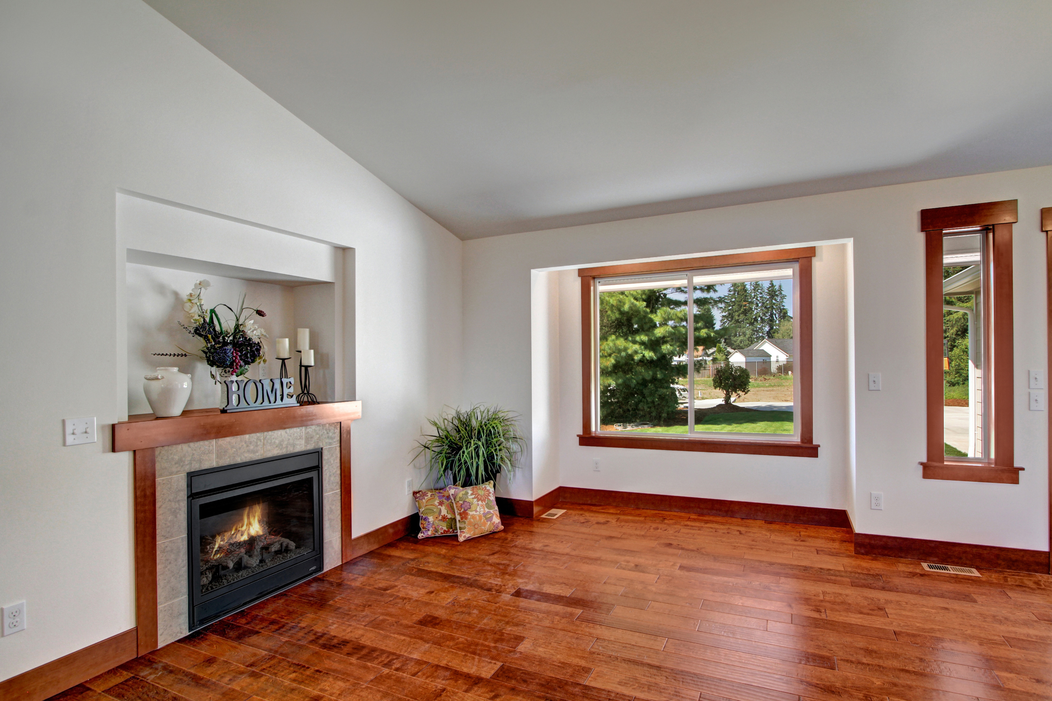 Property Photo: Living room 4728 88th Place NE  WA 98270 